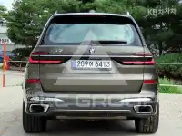 2025 BMW X7
