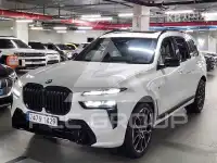 2025 BMW X7