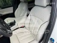 2025 BMW X7