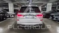 2025 BMW X7