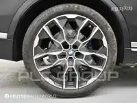 2025 BMW X7