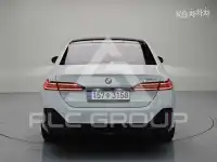 2025 BMW 5 Series