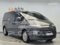 2025 Hyundai Staria