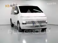 2025 Hyundai Staria
