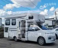 2025 Hyundai Staria