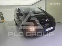 2025 Hyundai Staria