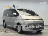 2025 Hyundai Staria
