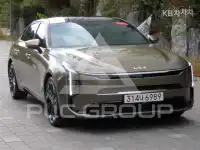 2025 KIA K8