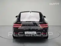 2025 Genesis G80