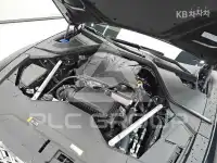 2025 Genesis G80