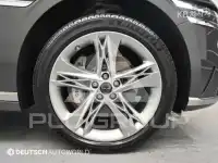 2025 Genesis G90