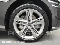 2025 Genesis G90