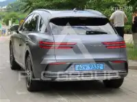 2025 Genesis GV70