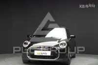 2025 Mini Hatch