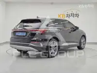 2025 Audi Q4