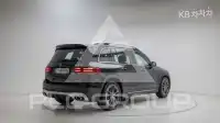 2025 Mercedes Benz Glb
