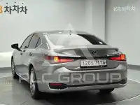 2025 Lexus ES