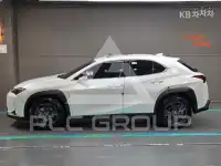 2025 Lexus UX