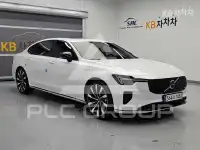 2025 Volvo S90