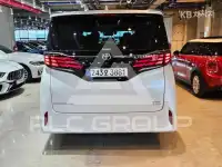 2025 Toyota Alphard