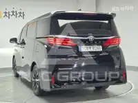 2025 Toyota Alphard