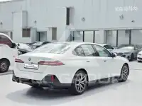 2026 BMW I5