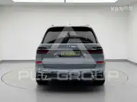 2026 BMW X7