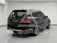 2026 BMW X7