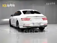 2026 Genesis G80