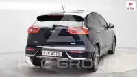 2017 KIA Niro