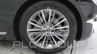 2017 Genesis G90