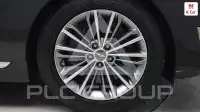 2017 Genesis G90