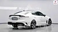2020 KIA Stinger
