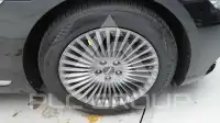 2021 Genesis G90