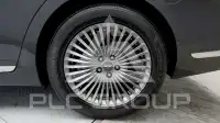 2021 Genesis G90