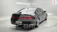 2021 Genesis G90