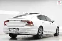 2021 Volvo S90