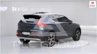 2021 Volvo XC40