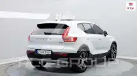 2021 Volvo XC40
