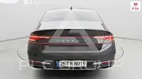2022 Genesis G90