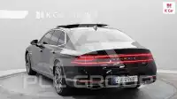 2025 Genesis G90