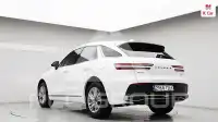 2025 Genesis GV70