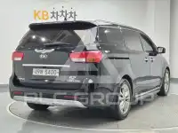 2015 KIA Carnival