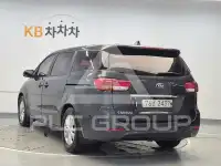 2015 KIA Carnival