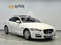 2016 Jaguar XE