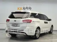 2016 KIA Carnival