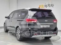 2016 KIA Carnival