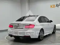 2017 BMW 330