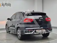 2017 KIA Niro