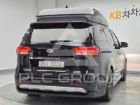 2017 KIA Carnival